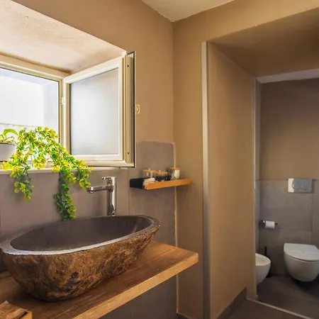 Pendino 招待所 4*